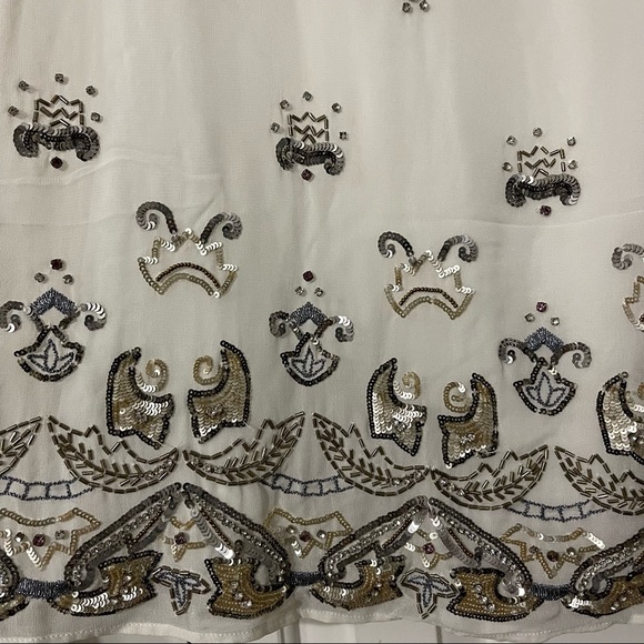 NWOT French Connection Sleeveless Beaded Top - Picture 2 of 5